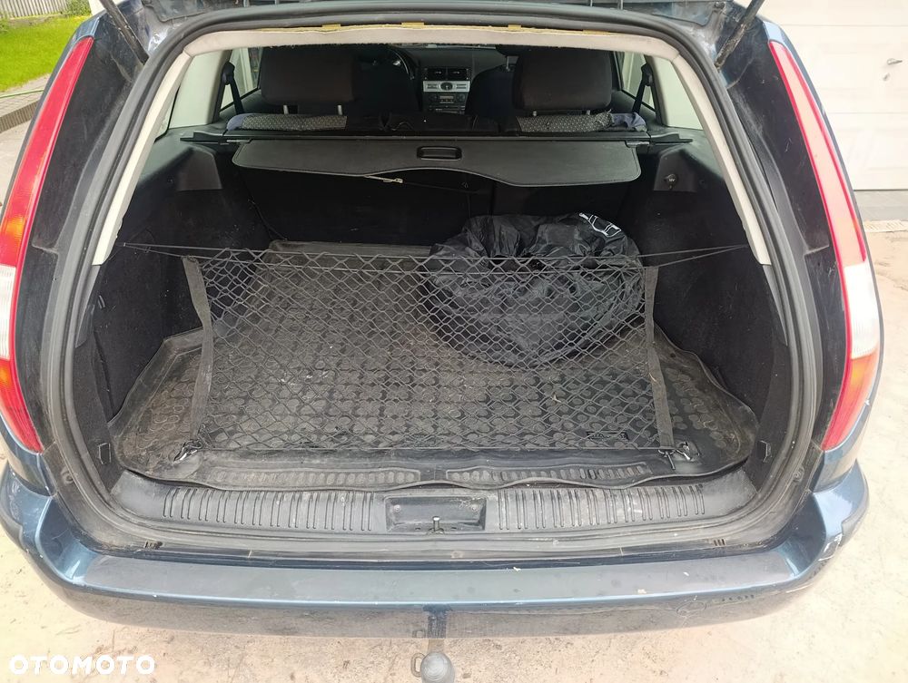 Ford Mondeo 1.8 Ambiente - 21