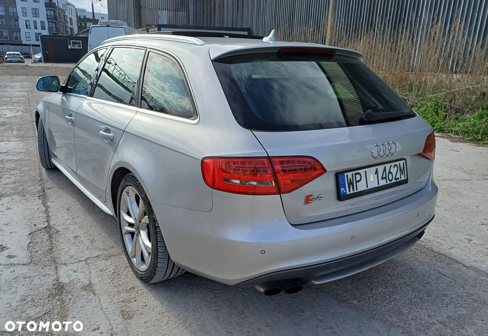 Audi S4 Avant S tronic - 5