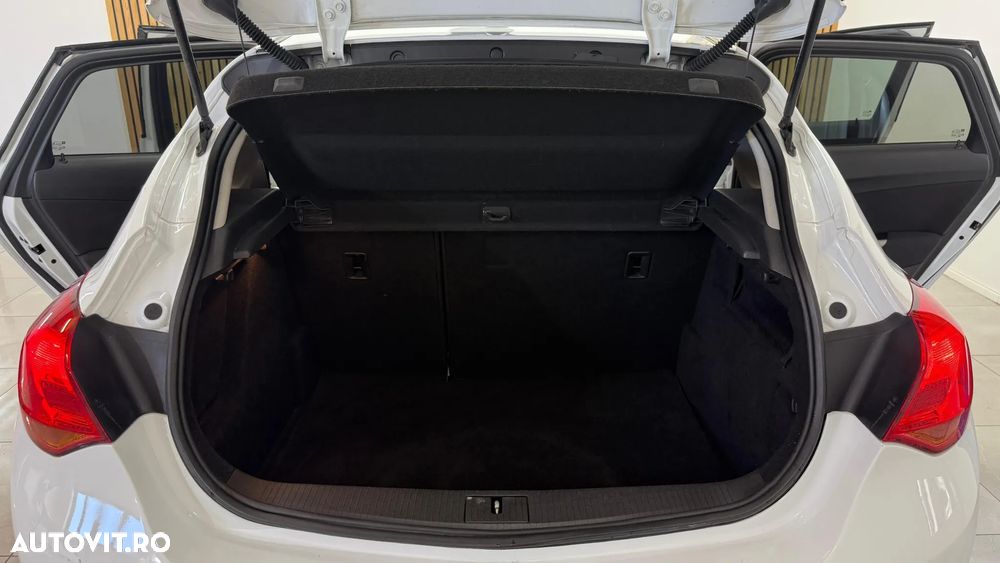 Opel Astra - 18