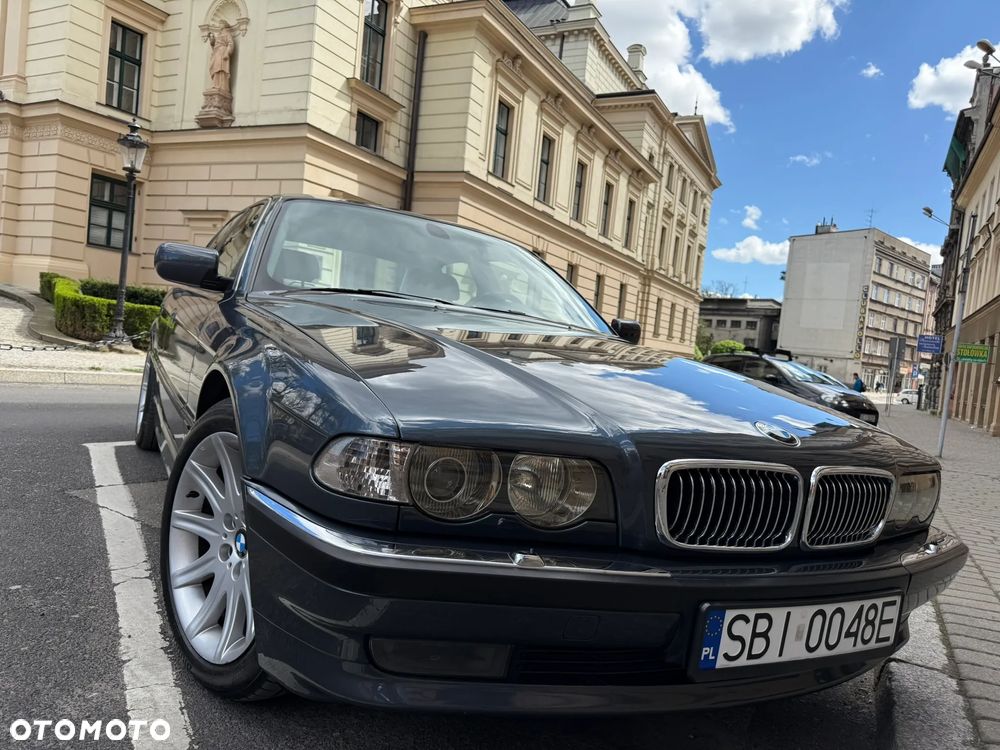 BMW Seria 7 740i - 1