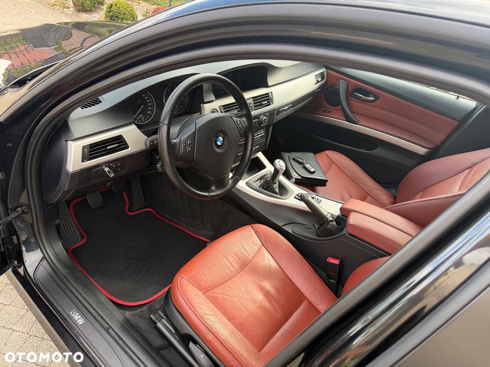 BMW Seria 3 318d DPF Edition Exclusive - 5