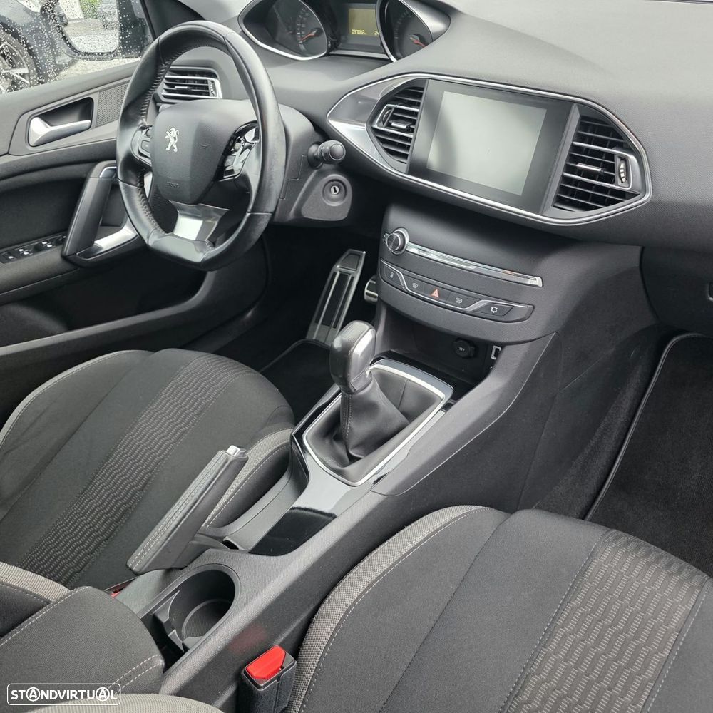 Peugeot 308 1.6 BlueHDi Style - 28