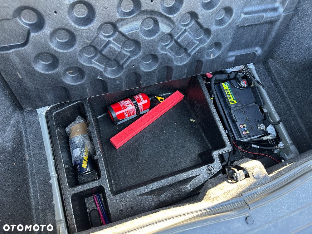 Dodge Challenger - 19