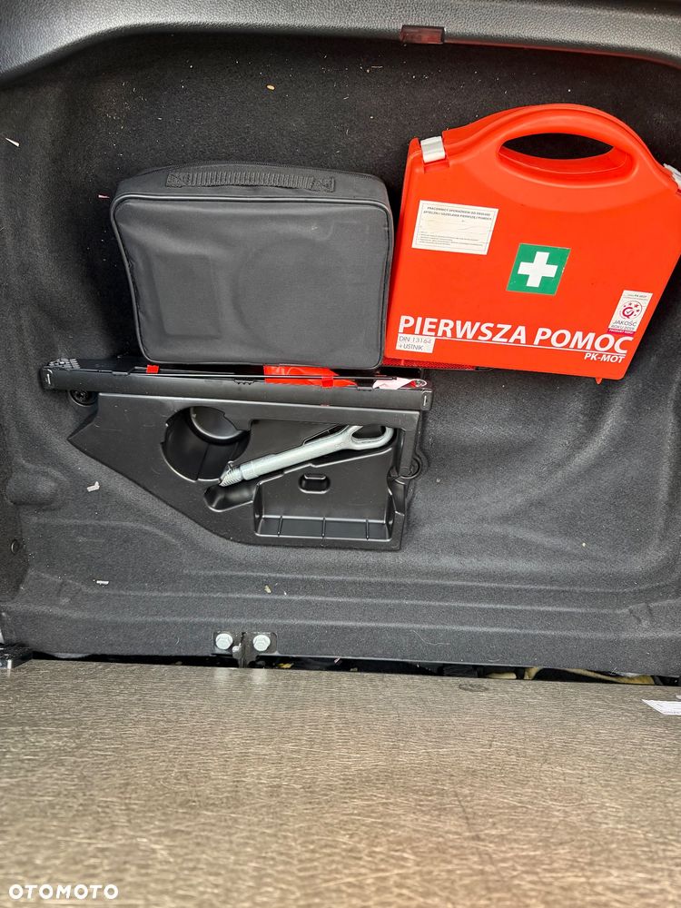 Mercedes-Benz Klasa A 200 CDI (BlueEFFICIENCY) 7G-DCT Urban - 20