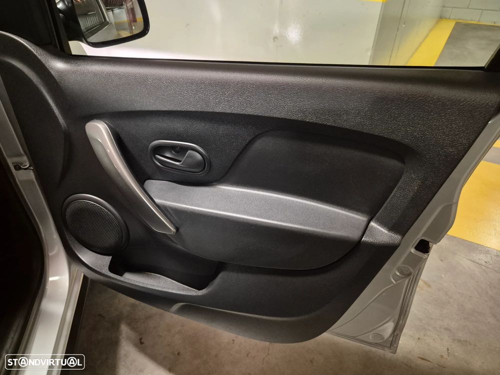 Dacia Sandero 0.9 TCe Stepway - 40