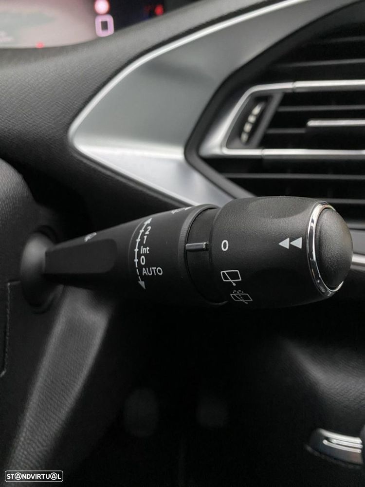 Peugeot 308 SW 1.5 BlueHDi Allure Pack - 13