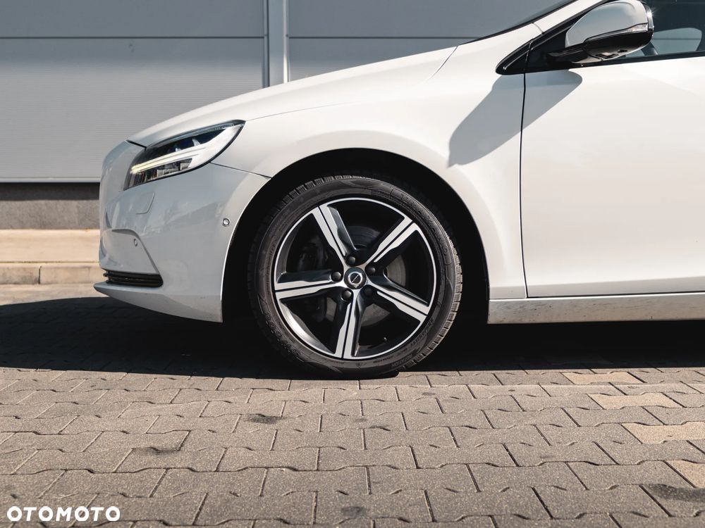 Volvo V40 D3 Drive-E Inscription - 10