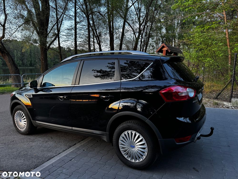 Ford Kuga - 25