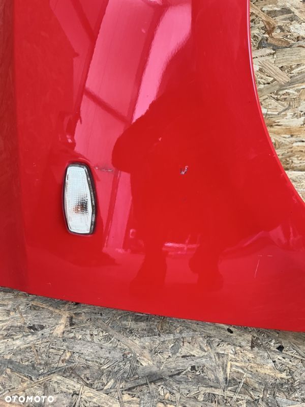 BŁOTNIK prawy HYUNDAI I10 Kod lakieru: H4 - 6