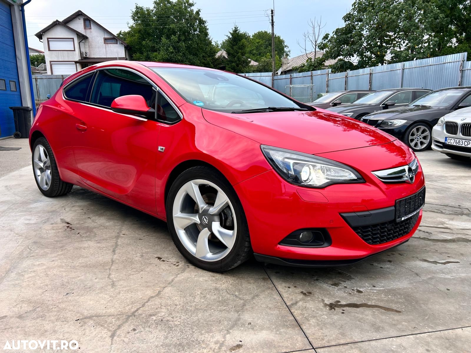 Opel Astra GTC 1.7 CDTI ECOFlex Start/Stop Sport - 2