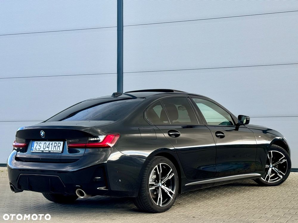 BMW Seria 3 320i M Sport - 6