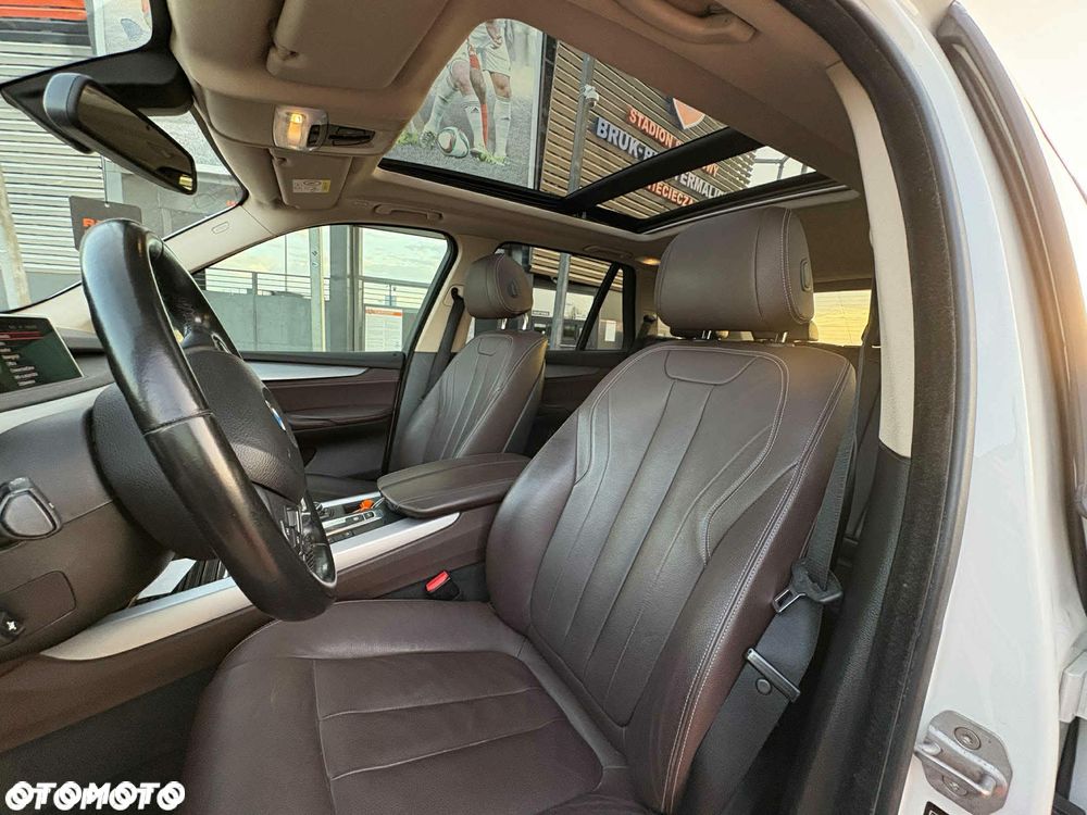 BMW X5 xDrive25d - 11