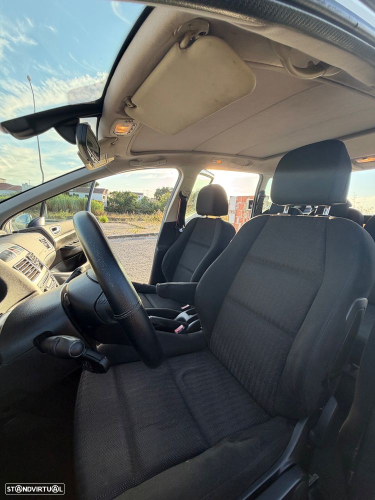 Peugeot 307 SW 1.6 HDi Black & Silver - 4