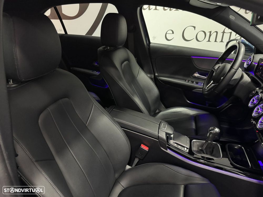 Mercedes-Benz A 180 d Style Plus - 32
