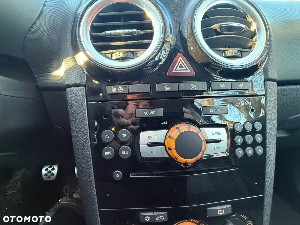 Opel Corsa 1.4 16V Color Edition - 15