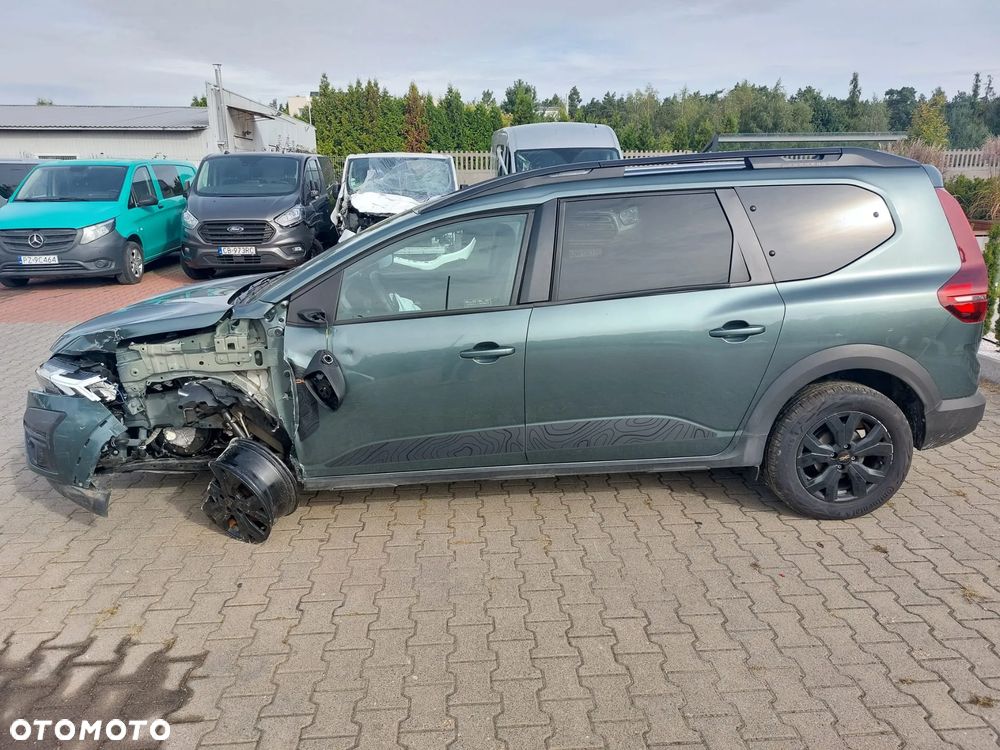 Dacia Jogger 1.6 Full Hybrid 140 Extreme+ MMT 7os - 4