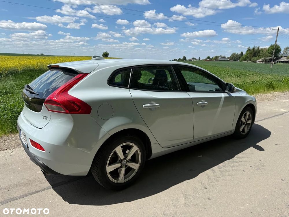 Volvo V40 T3 Kinetic - 3