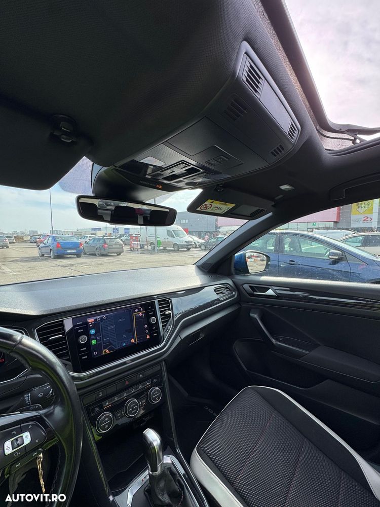 Volkswagen T-Roc - 22