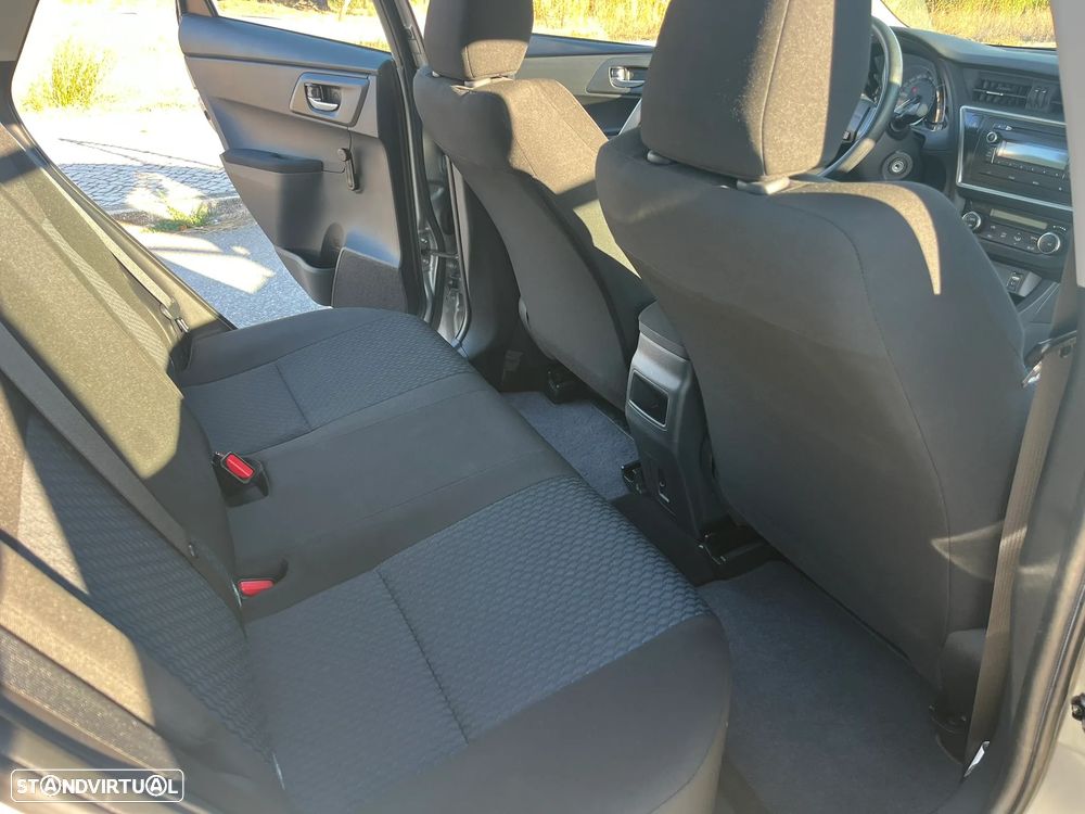 Toyota Auris - 6
