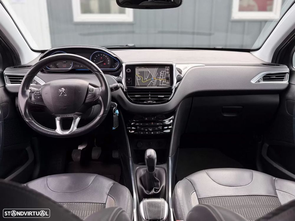Peugeot 2008 1.6 e-HDi Allure - 10
