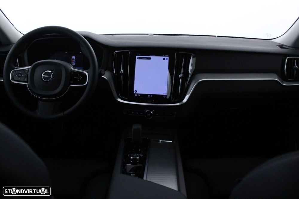 Volvo V60 2.0 B4 Plus Dark Auto - 18