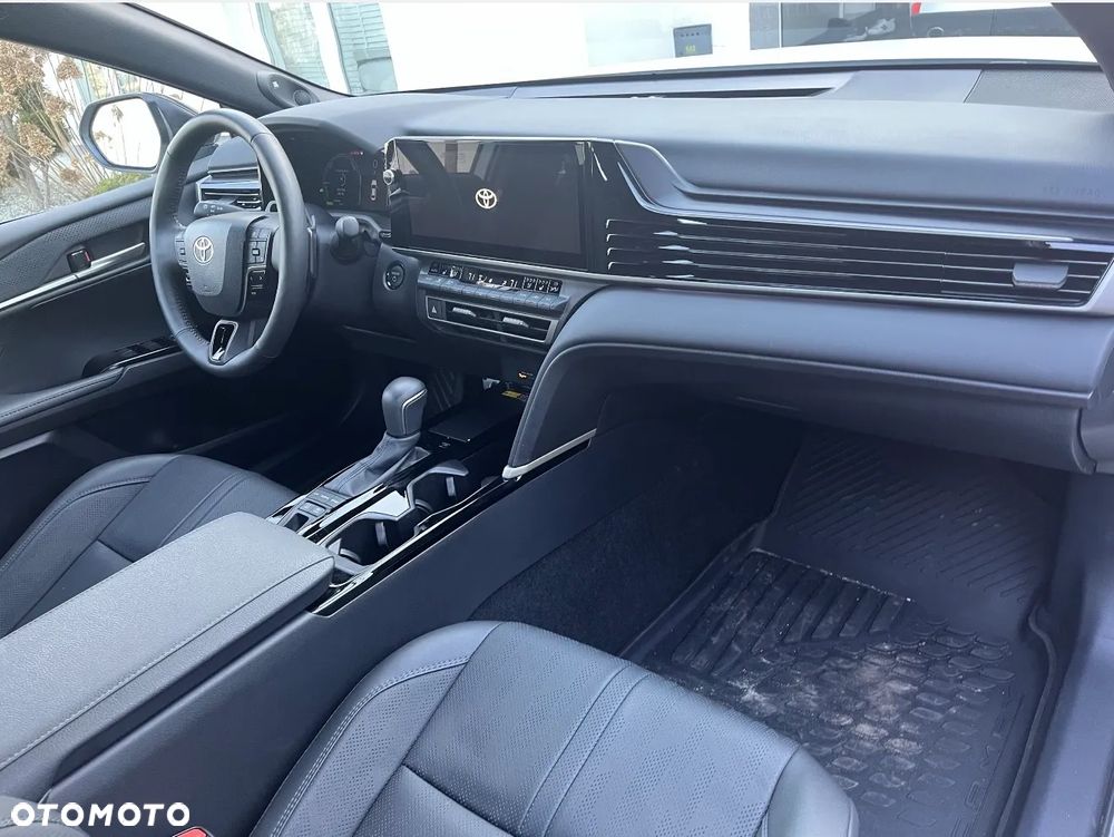 Toyota Camry 2.5 Hybrid Dynamic Force Executive e-CVT - 5