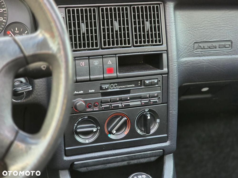 Audi 80 2.0 E - 28