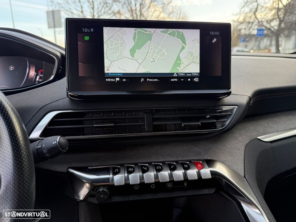 Peugeot 5008 1.5 BlueHDi GT EAT8 - 17