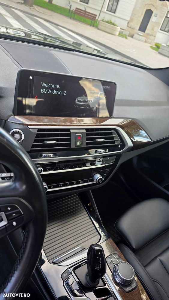BMW X3 xDrive30i Aut. Luxury Line - 13