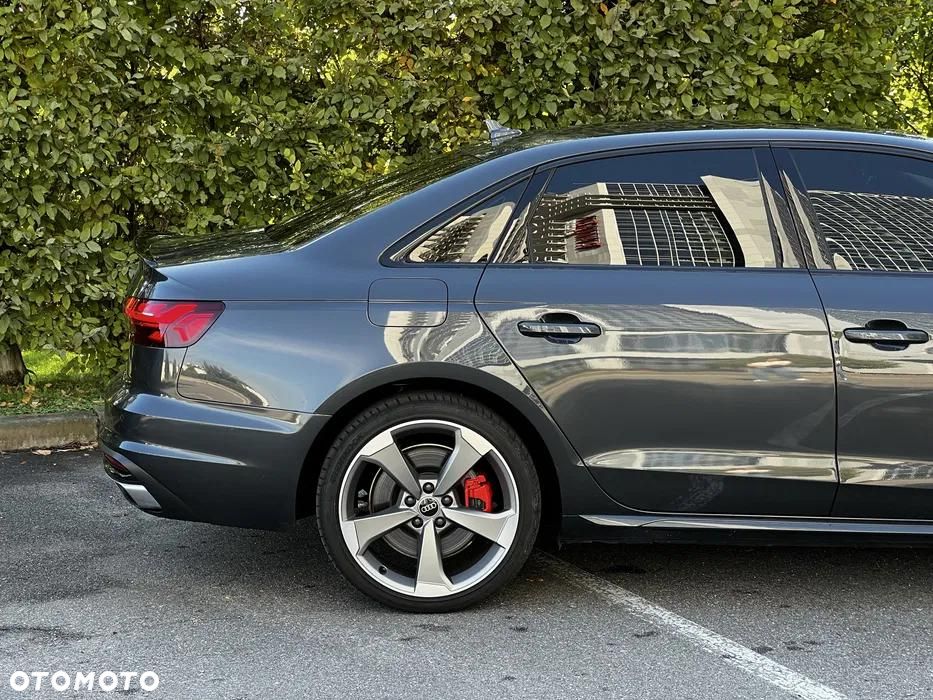 Audi A4 Limousine - 6