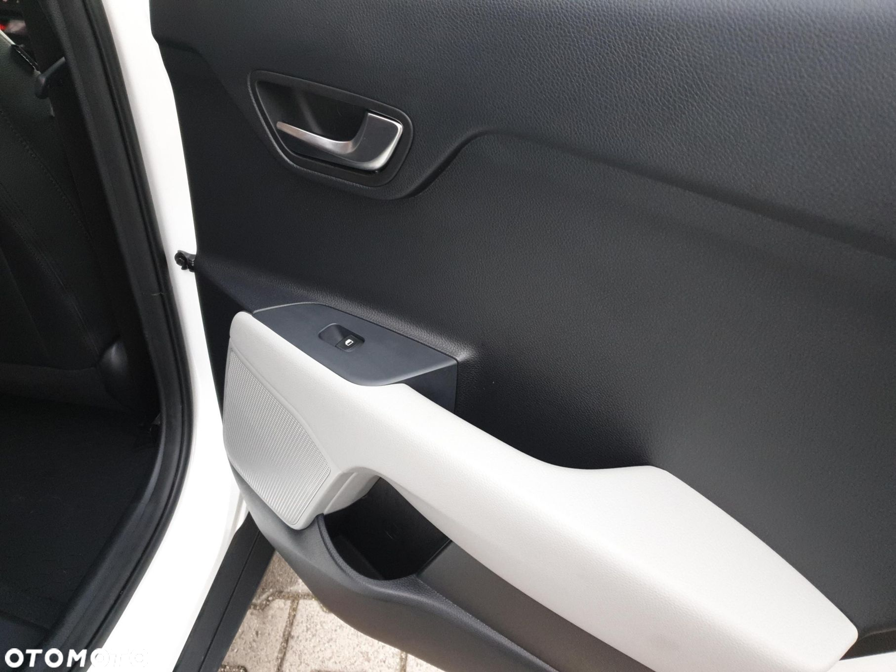 Kia Stonic 1.0 T-GDI L - 25