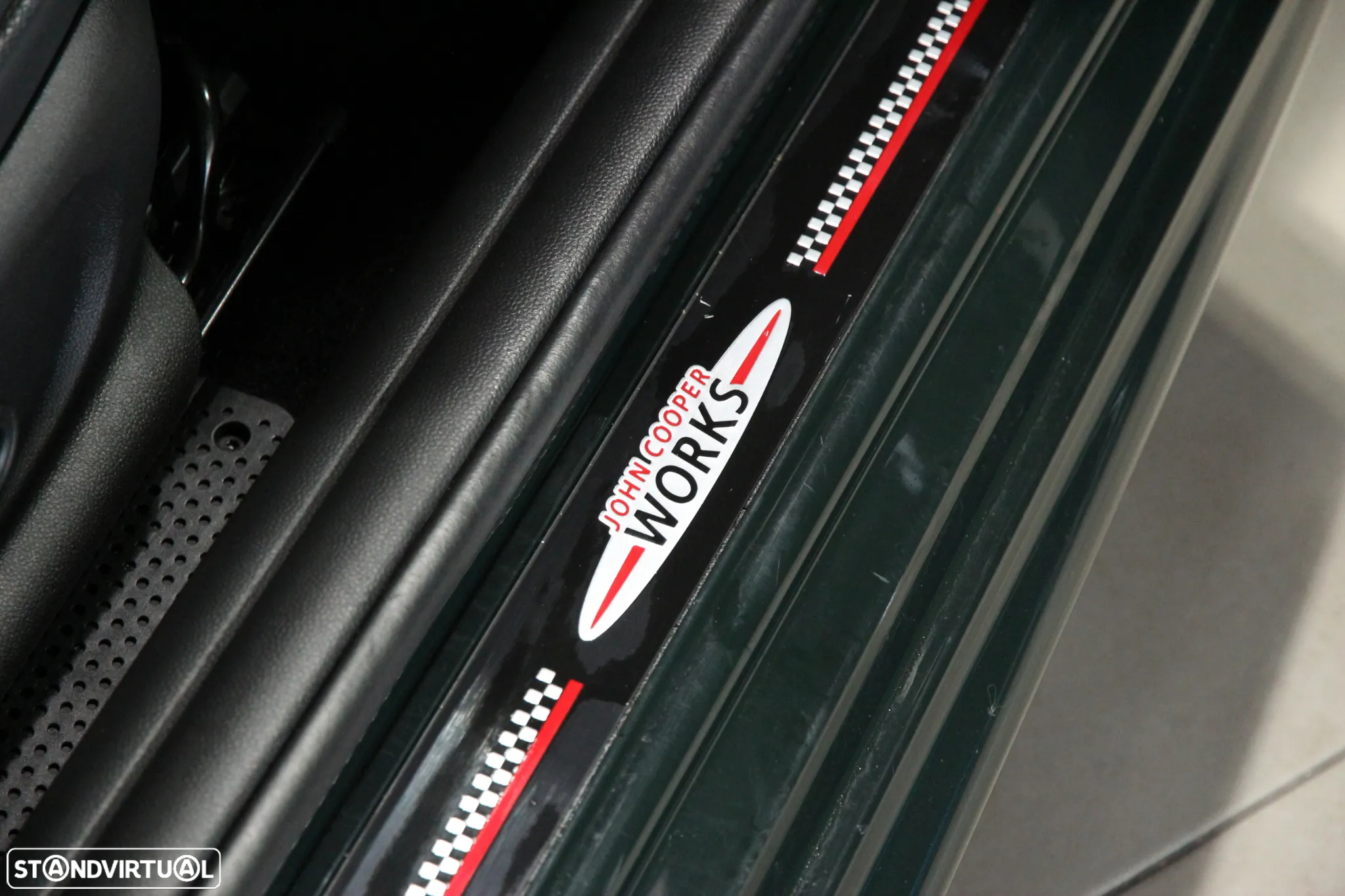 MINI 3 Portas John Cooper Works Auto Desportiva - 11