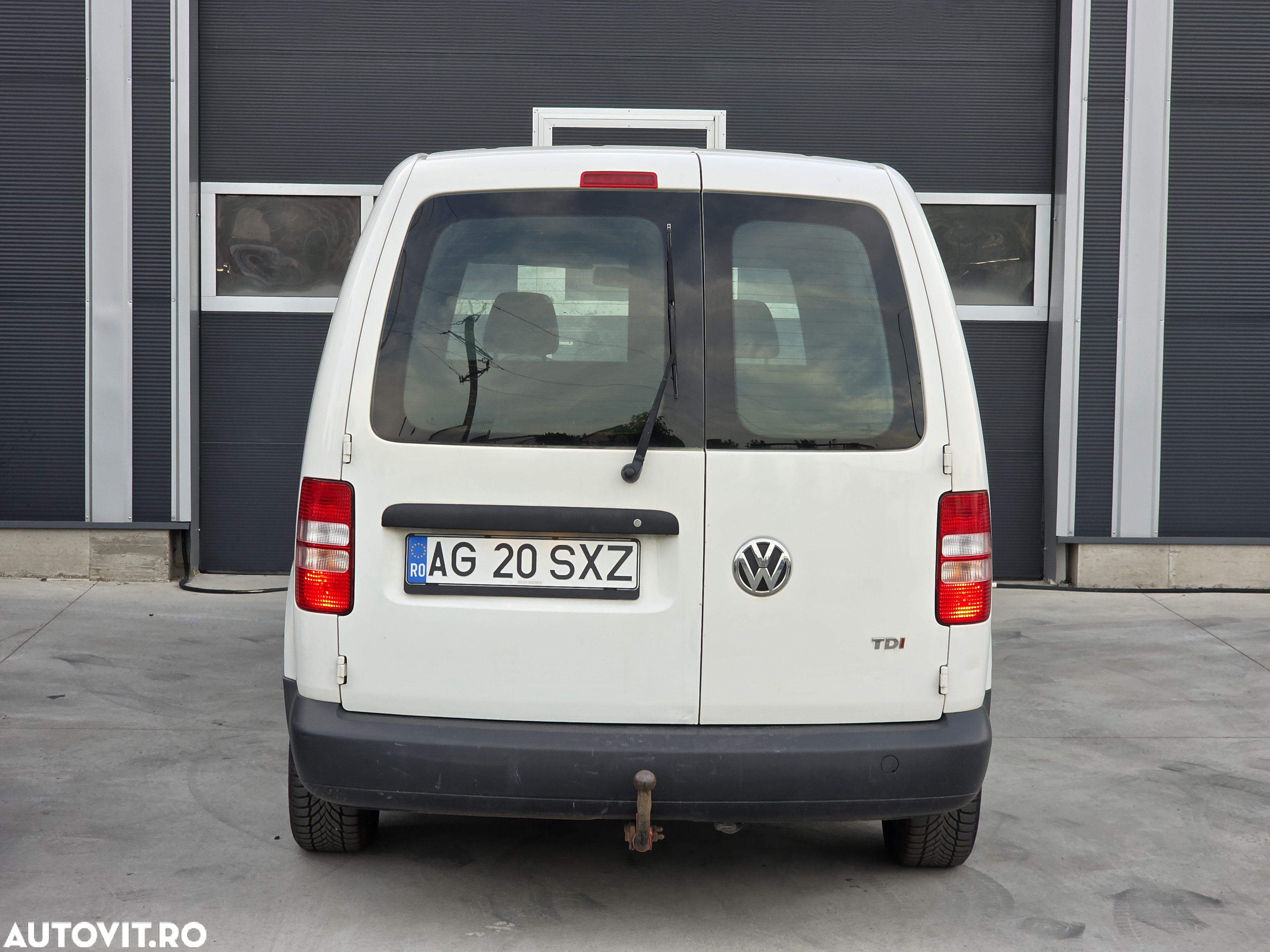 Volkswagen Caddy 1.6 TDI BlueMotion - 10
