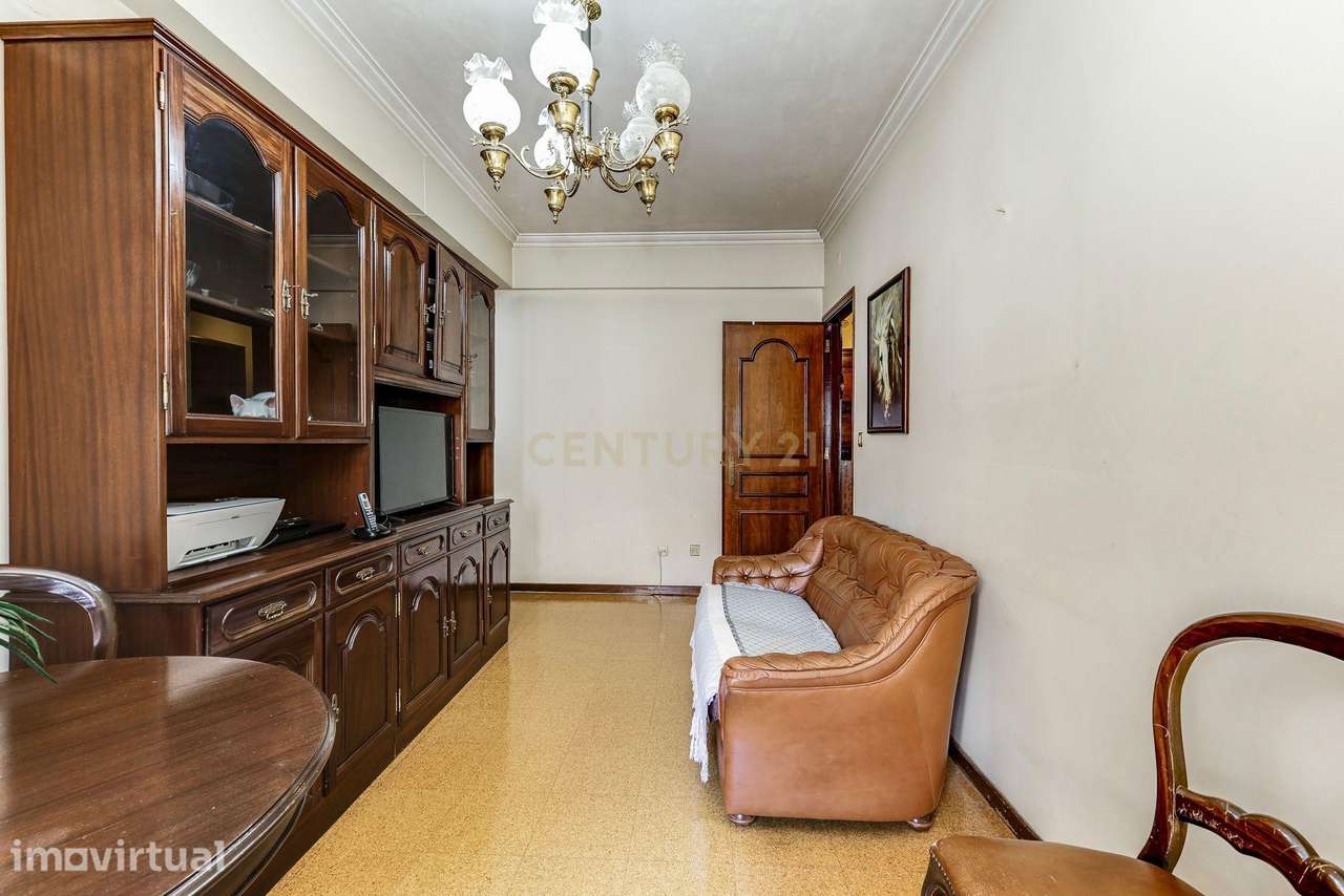 LUMINOSO APARTAMENTO DE 2 ASSOALHADAS PERTO DO CALIFA, C. COMERCIAL FO - Grande imagem: 5/22