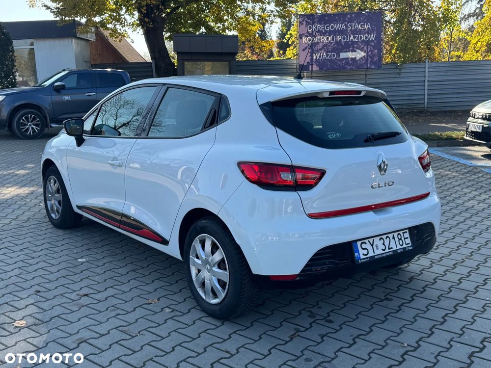 Renault Clio 1.2 16V Zen - 3