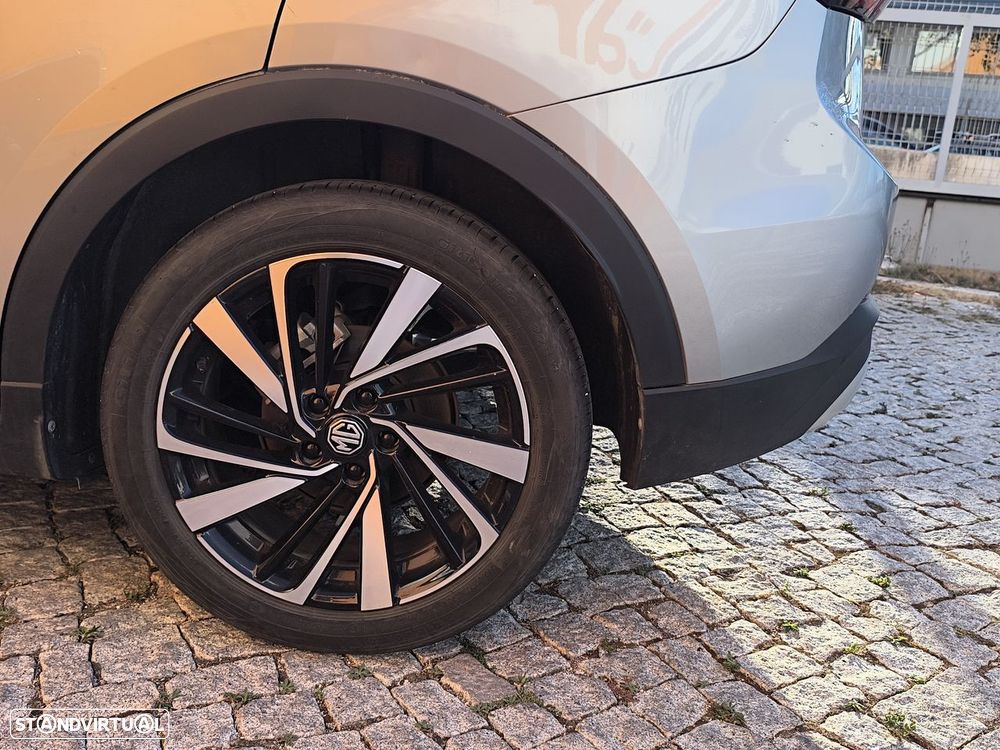 MG ZS 1.5 Hybrid+ Luxury - 17