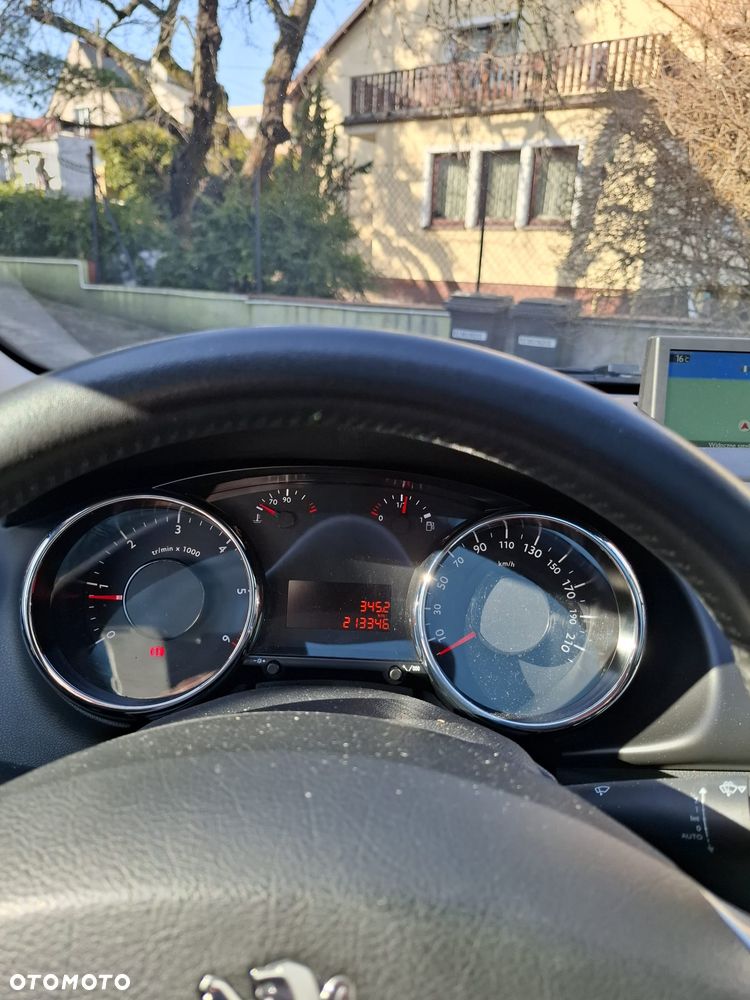 Peugeot 3008 1.6 HDi Style - 18