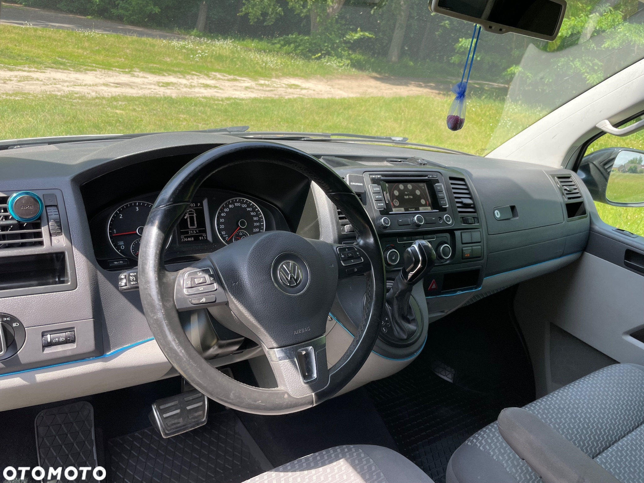 Volkswagen TRANSPORTER T5 - 15