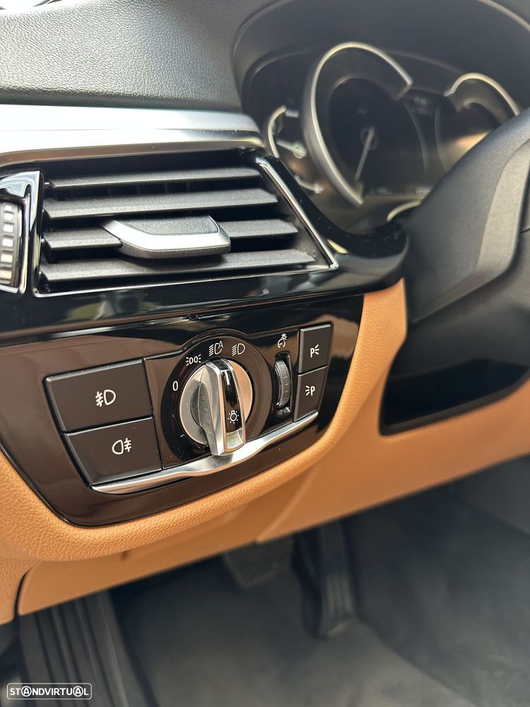 BMW 525 d Line Luxury Auto - 14