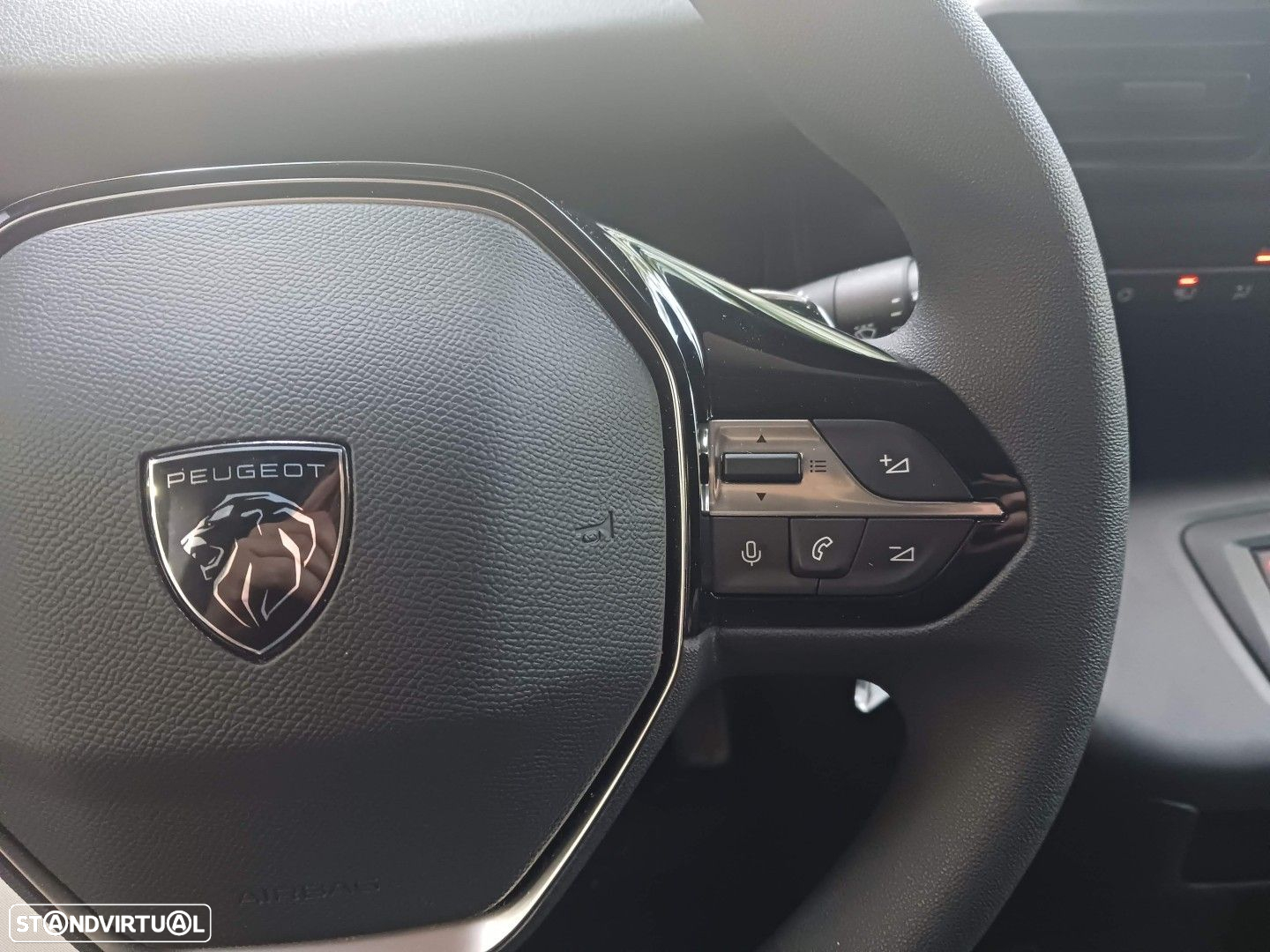 Peugeot Partner Eléctrica L2 Pro 3L - 19