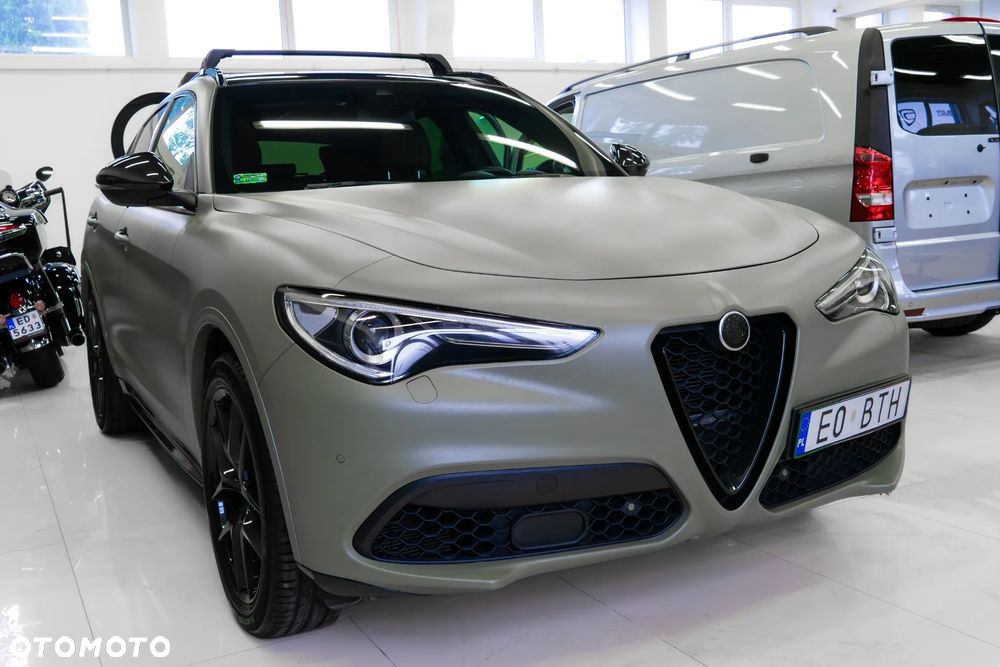 Alfa Romeo Stelvio 2.0 Turbo Veloce Q4 - 2