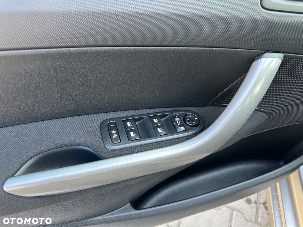 Peugeot 308 120 VTi Millesim 200 - 10