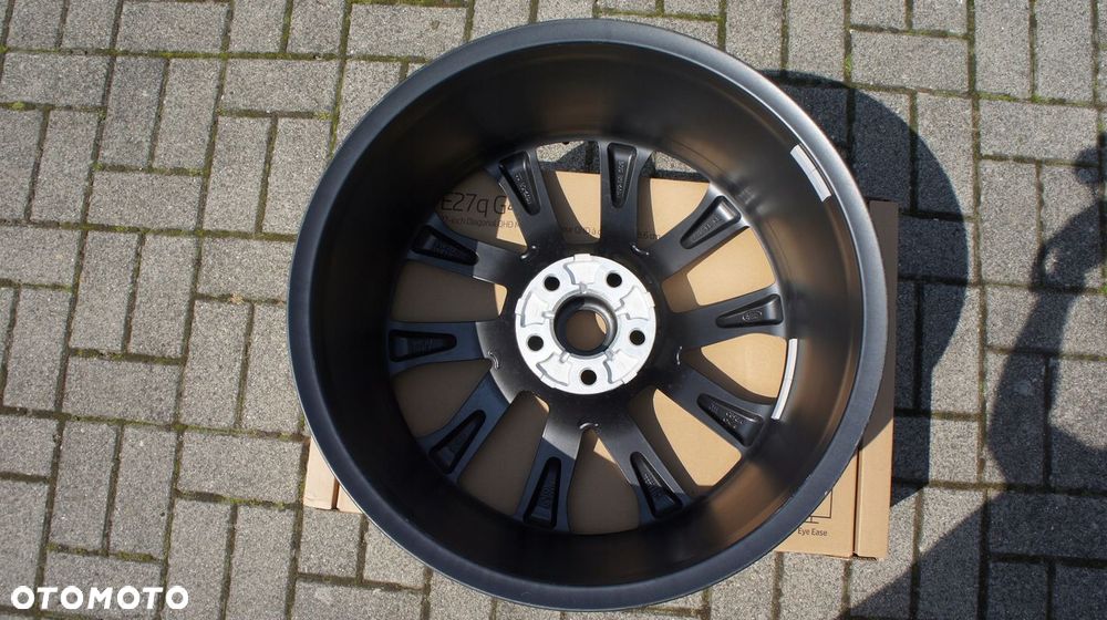 FELGA ALUMINIOWA 21" RANGE ROVER SPORT N9XM-EB - 4
