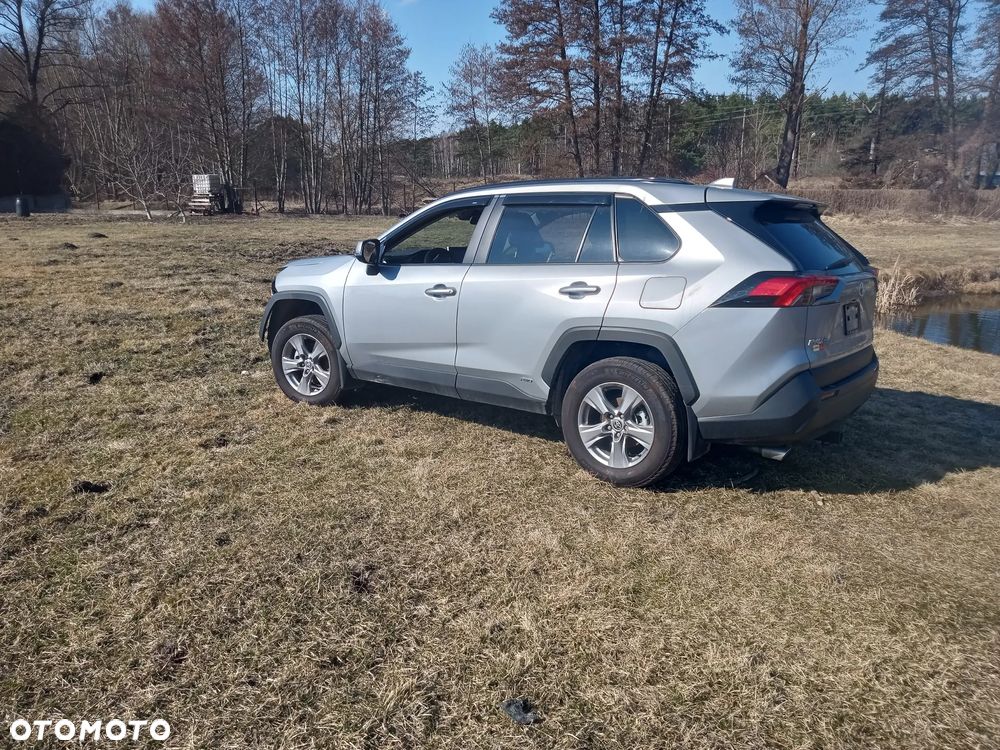 Toyota RAV4 - 1