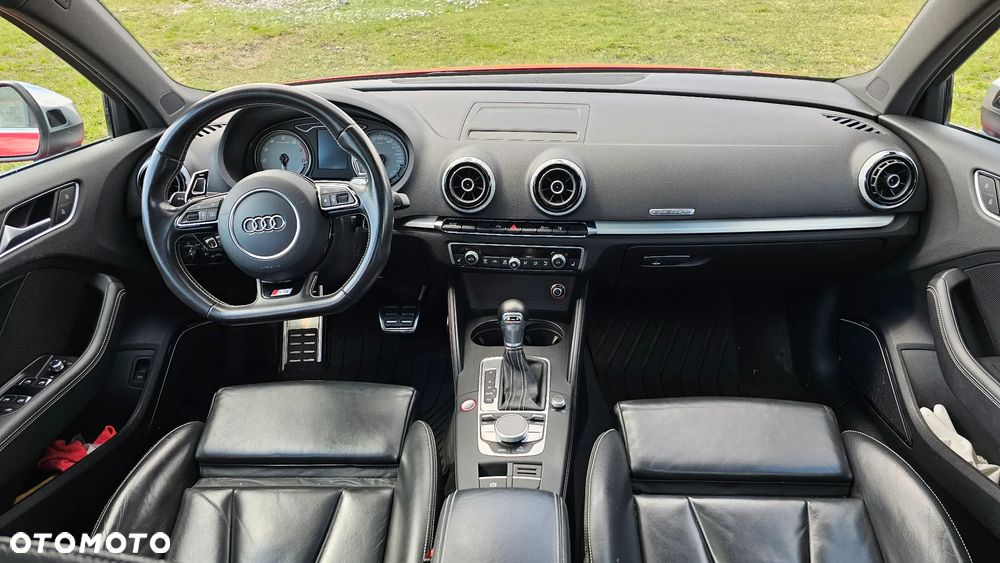 Audi S3 S tronic - 14