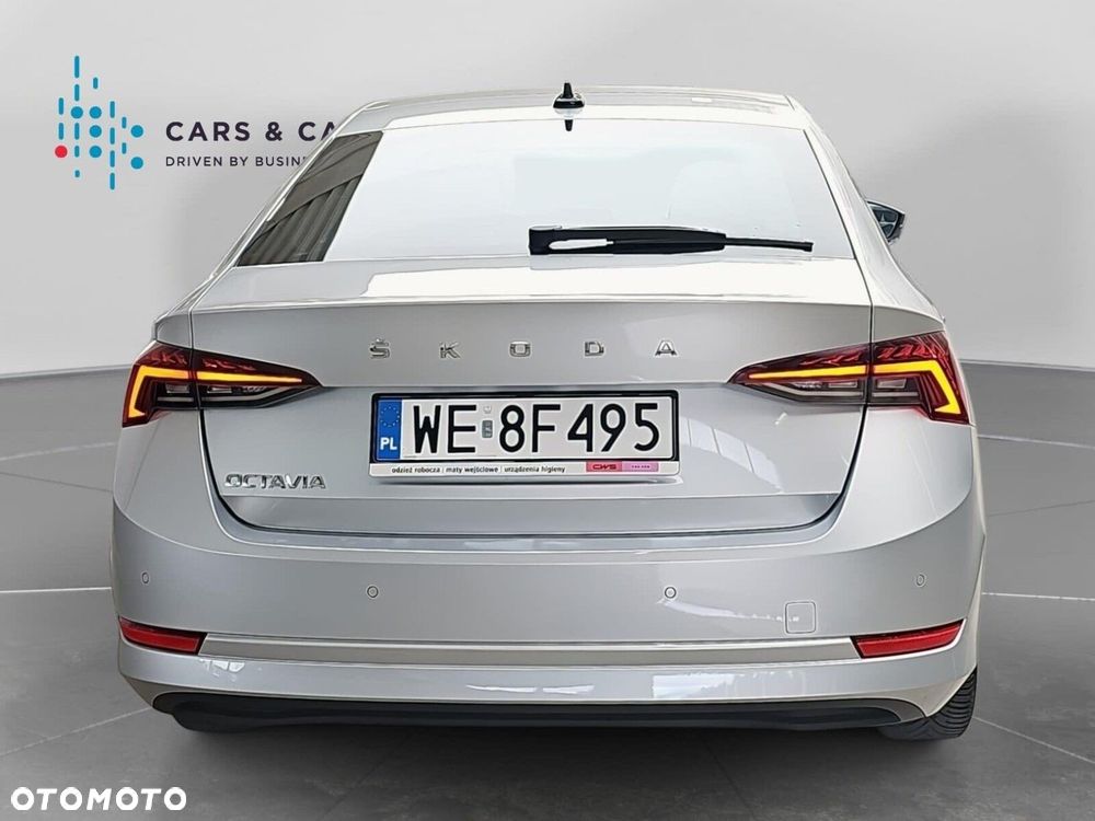 Skoda Octavia 2.0 TDI Ambition DSG - 25