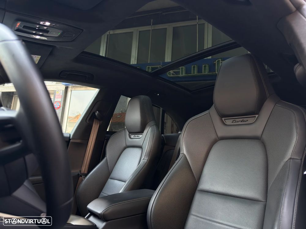 Porsche Macan Electric Turbo - 29