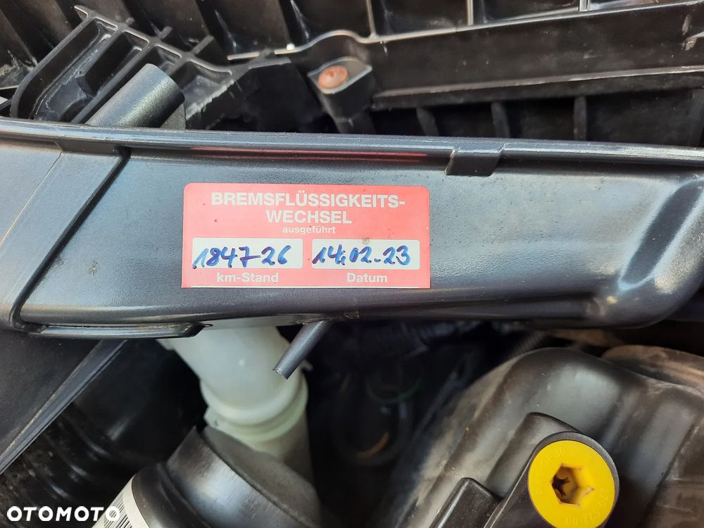 Ford S-Max 2.0 TDCi DPF Champions Edition - 34