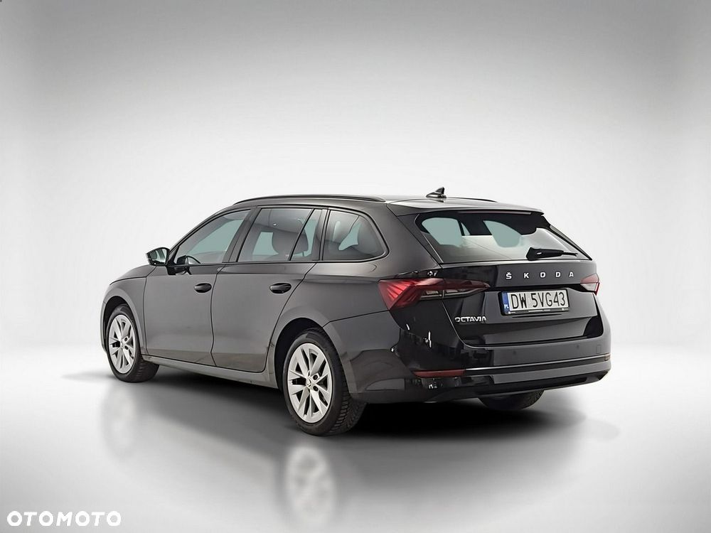 Skoda Octavia 1.5 TSI ACT Ambition - 4