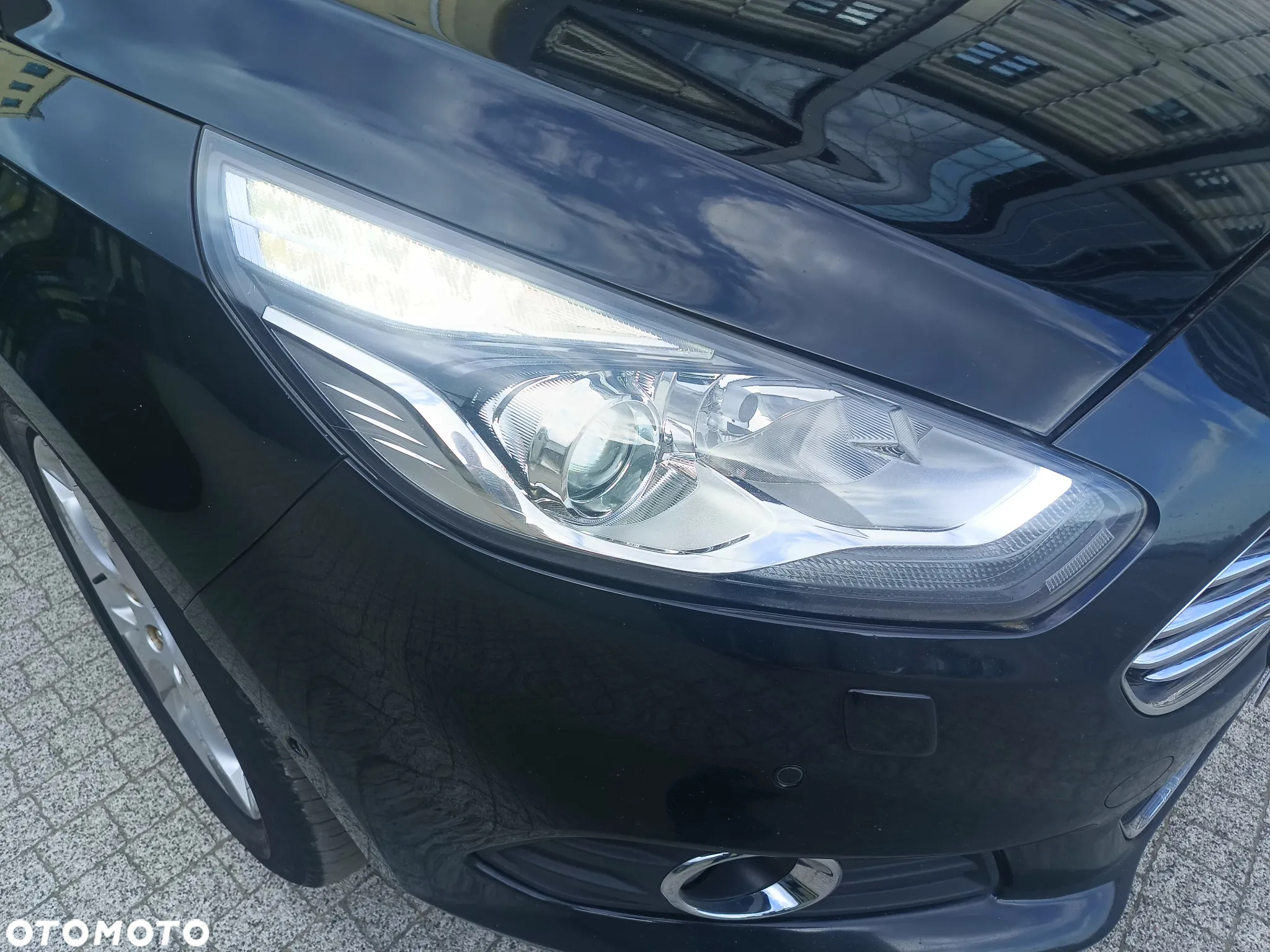 Ford S-Max 2.0 TDCi Titanium - 18